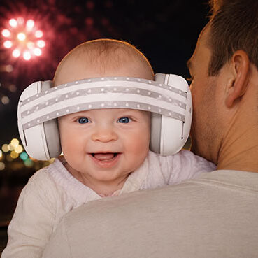 bébé, protéger bébé feu d'artifice